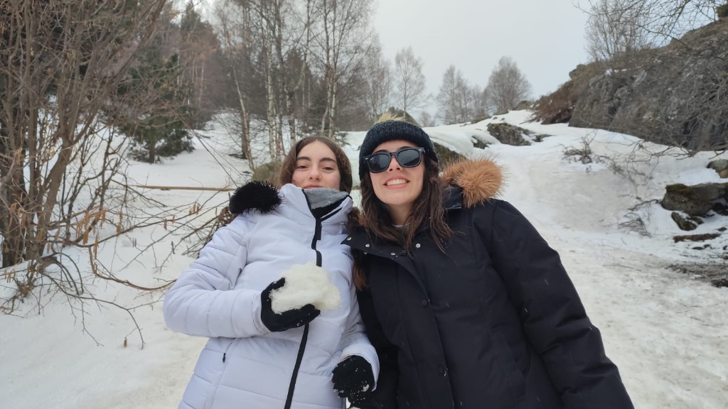 04b4bc37-4962-4f5b-8f46-7342f08870c8