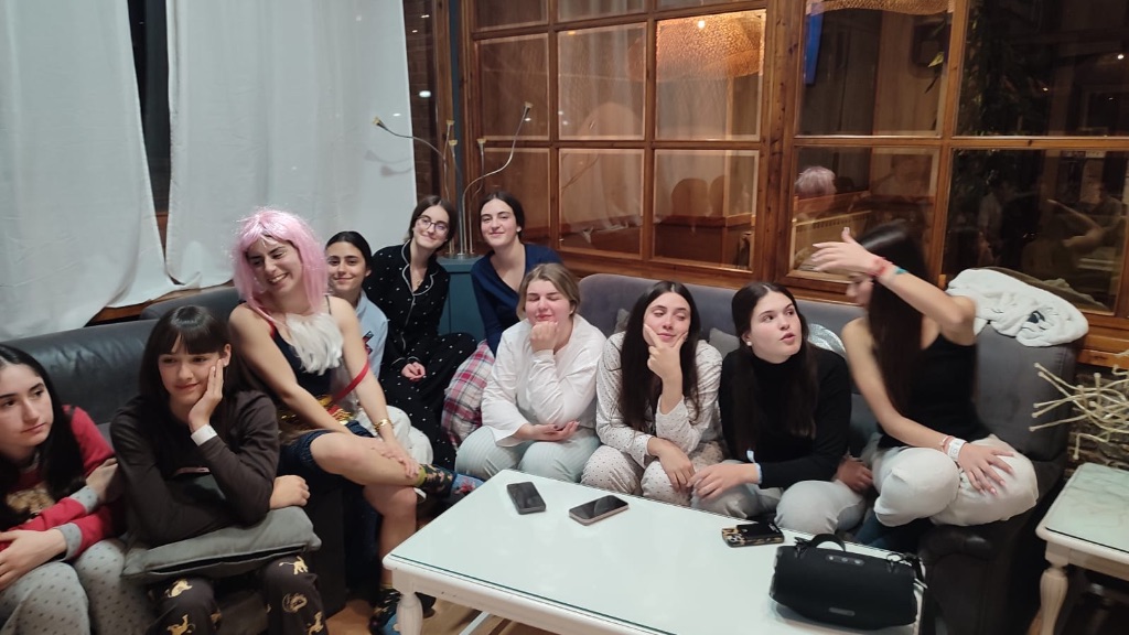 ca689257-1198-46c6-9c93-db0d01acb03e